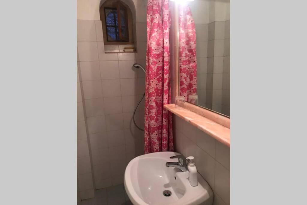 Appartamento Tipico Con Corte Privata Венеция Экстерьер фото
