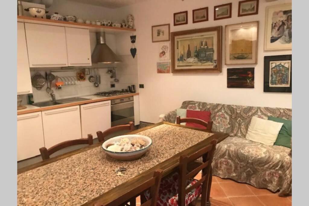 Appartamento Tipico Con Corte Privata Венеция Экстерьер фото